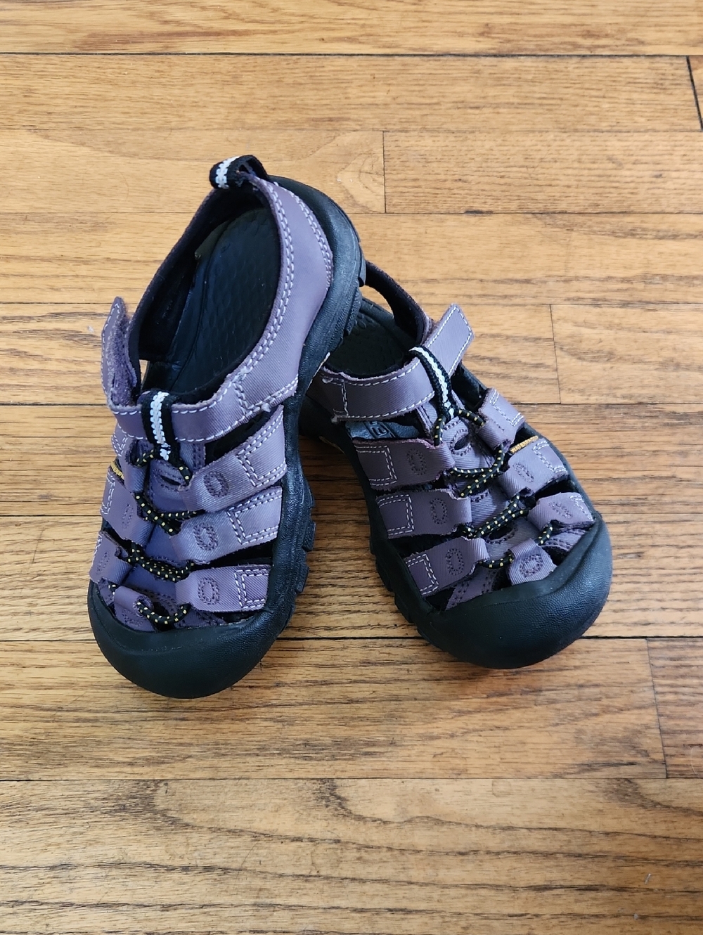 KEEN Kids Purple and Black Adventure Sandals Childrens Size 12